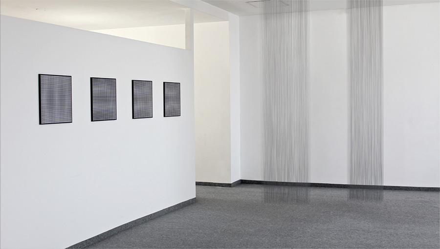 JULIUS STAHL - Installationview: PHOTOGRAMM, 2014, four pieces + QUADER, 2016, two pieces [r.]