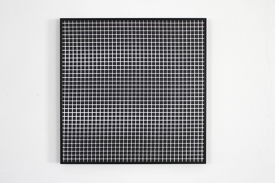 JULIUS STAHL - PHOTOGRAMM, 2014. 55,65 Hz, photogram of GRUPPE VII, 45 x 45 cm , silver gelatin paper on aludibond.