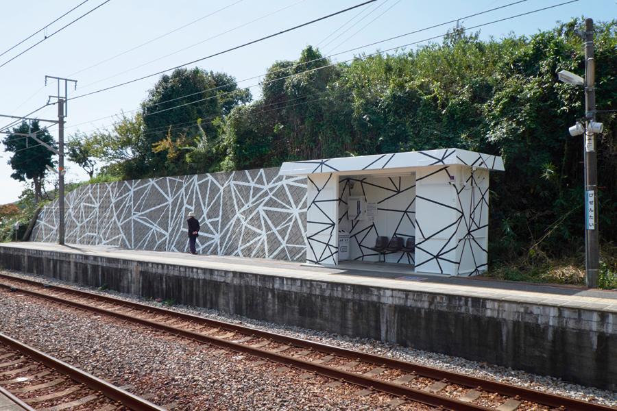 Esther  Stocker  –  Vier Stationen der Uno Port Line, Japan